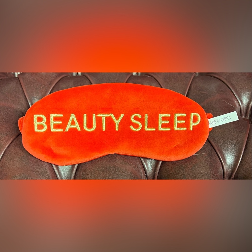 Wandering Moon Beauty Sleep Red & Gold Eyemask